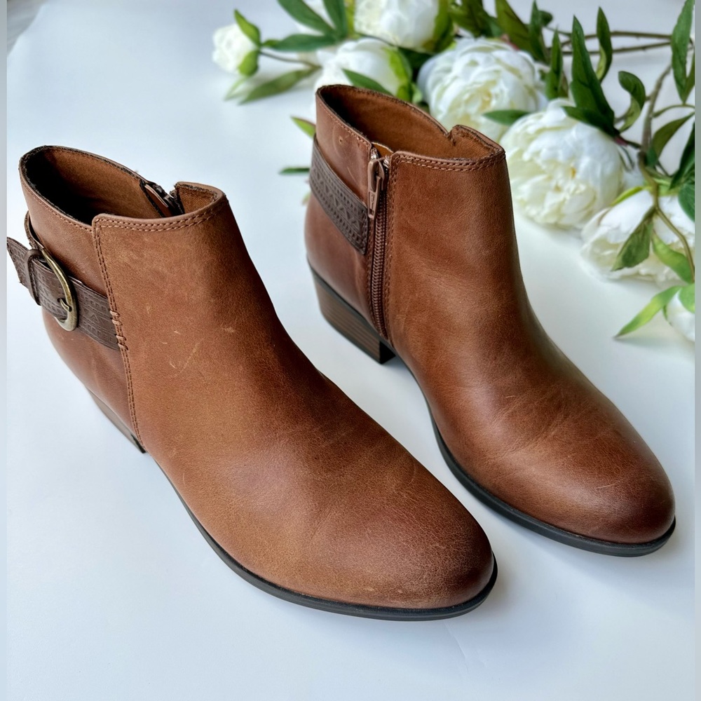 Clarks Collection Leather Ankle Booties #20701 - image 1